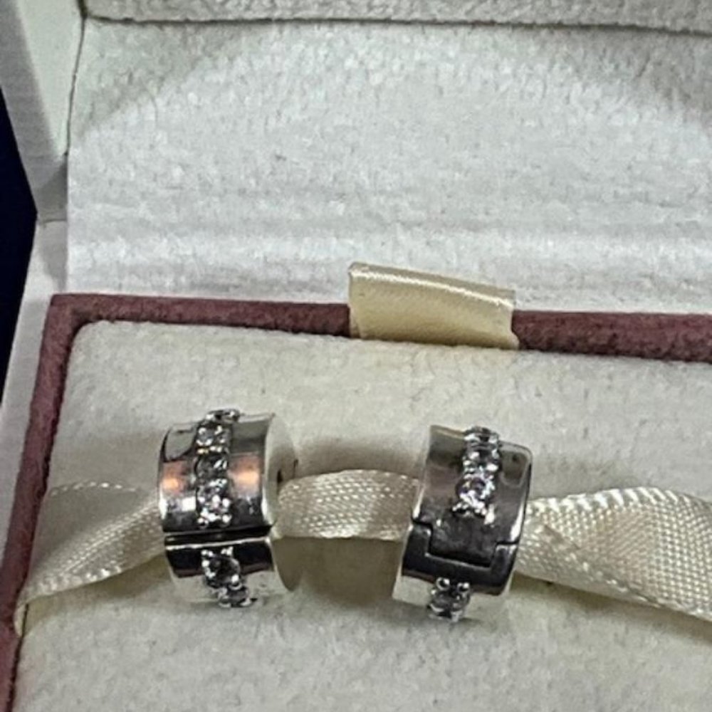 NWOT Pandora Sterling Silver Sparkling Row Clips Set of 2 791972CZ - Picture 2 of 5